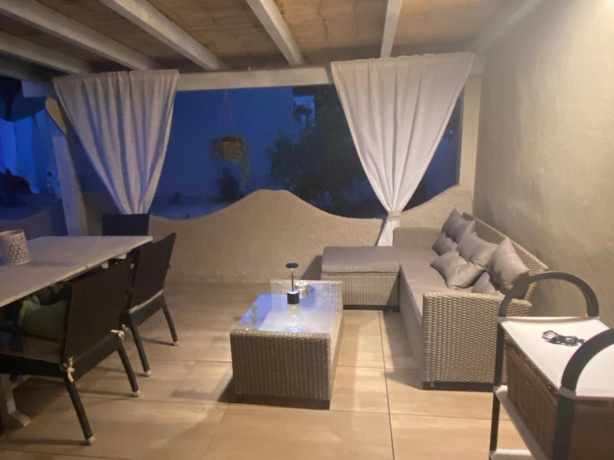Casa Teresa Villa Porto Pino Exterior photo